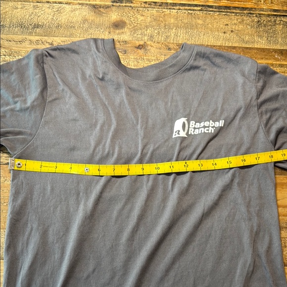 Men’s small Baseball Ranch Gray T-Shirt - Picture 5 of 6
